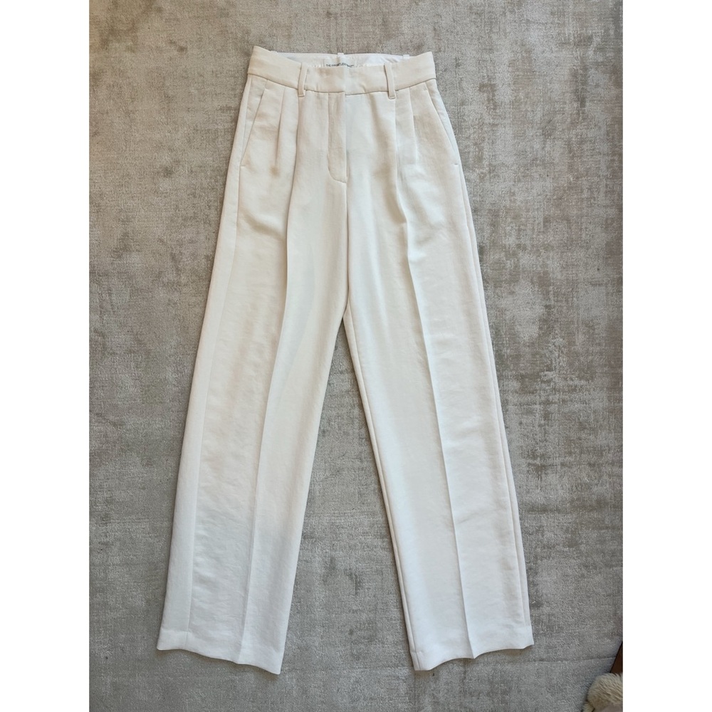 Aritzia The Effortless Pant (Tall) - Picture 2 of 3